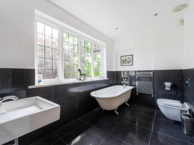 37 Aylestone Avenue, Brondesbury Park, London, NW6 7AD, United Kingdom | 3 bed duplex for rent #139069686 | Rentberry