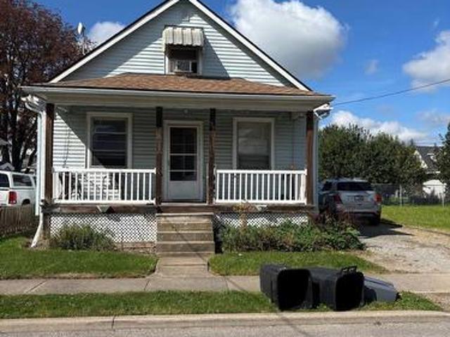 37 Battle Street, Thorold Downtown, ON, L2V 3W4 house for sale | Listing ID X13808 | Royal LePage