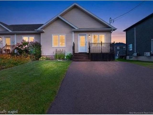 37 Brevet, Moncton, NB, E1G 5T1 house for sale | Listing ID NB147762 | Royal LePage