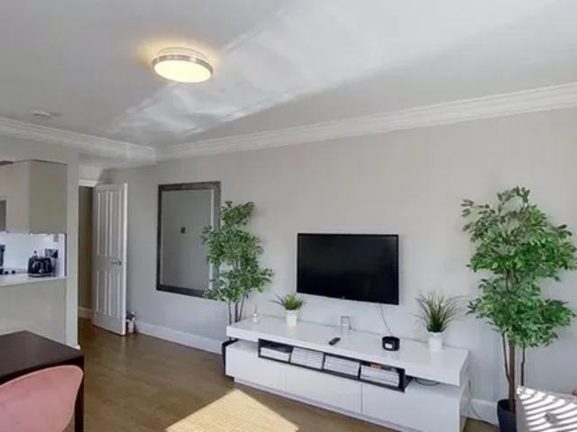 37 Caledonian Crescent, City of Edinburgh, EH11 2AL, United Kingdom | 2 bed apartment for rent #120346000 | Rentberry