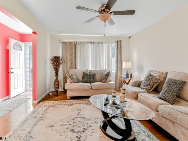 37 Caroline Dr
