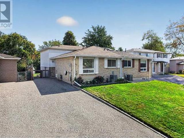 37 Coxworth Crescent, Toronto, ON, M1B 1E2 house for sale | Listing ID E13833 | Royal LePage