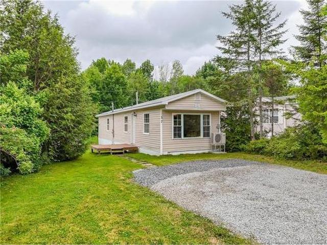 37 Eastwood St, Fredericton, NB, E3B 6M8 house for sale | Listing ID NB145117 | Royal LePage