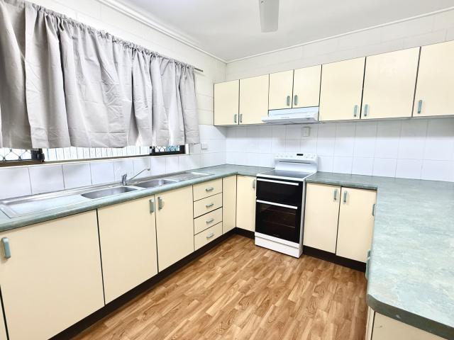 37 Gladys Street Kelso, QLD 4815