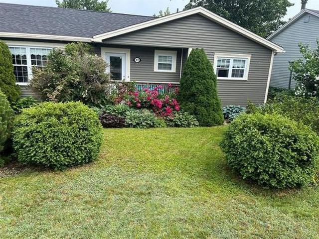 37 Gleneyre Street, St. John'S, NL, A1A 2M8 house for sale | Listing ID 1302 | Royal LePage