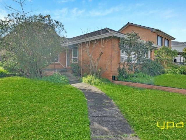 37 Hampshire Road, Glen Waverley