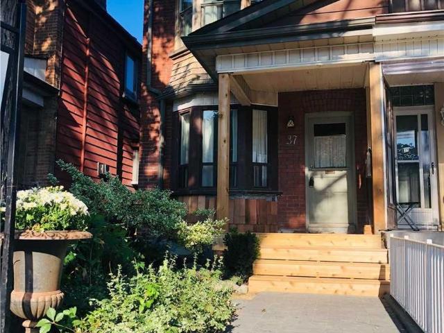 37 Hendrick Avenue in Toronto: Wychwood House for lease Toronto C02: MLS®# C13755068