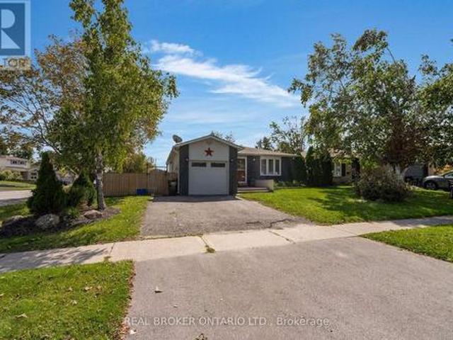 37 Hickling Trail, Barrie, ON, L4M 5S5 house for sale | Listing ID S13790 | Royal LePage