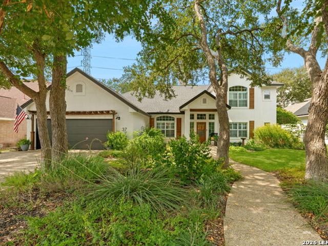 37 Inwood Heights Dr N