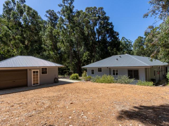 37 Karri Lane, QUINNINUP, WA 6258