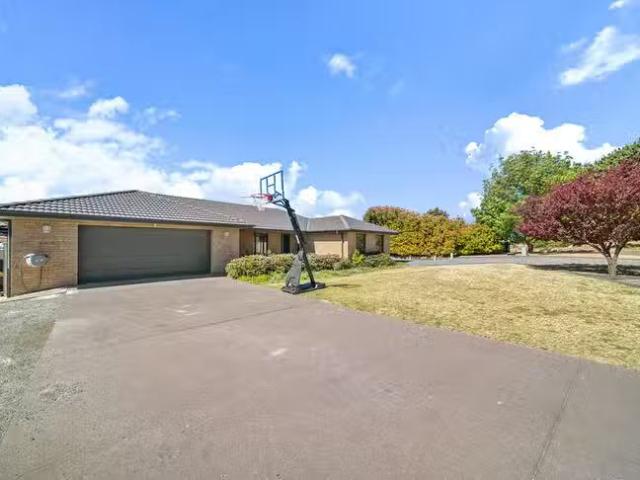 37 Larmer Street, Bungendore, NSW 2621