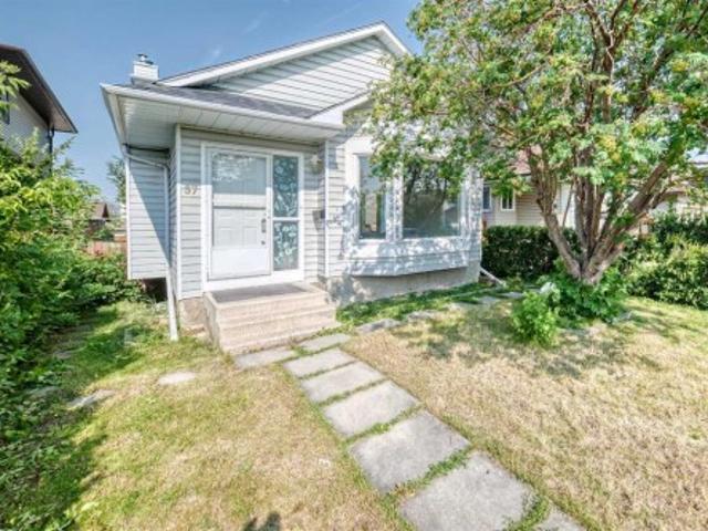 37 Martingrove Way Ne, Calgary, AB, T3J 2T2 house for sale | Listing ID A2331 | Royal LePage