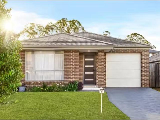 37 Matthias Street, RIVERSTONE House for rent Listed by Chloe.