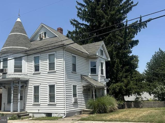 37 N Queen Street