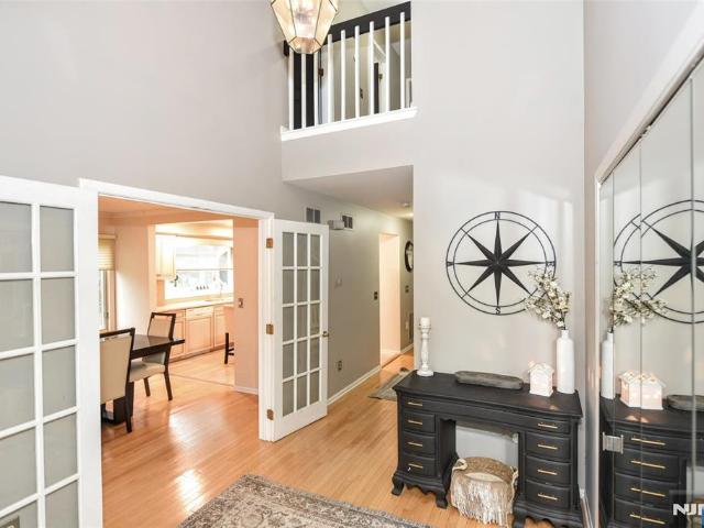 37 Niagara Drive # 37