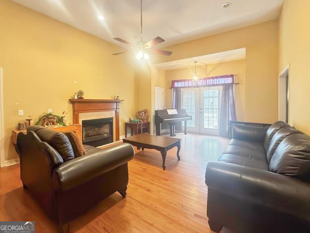 37 Oak Drive
