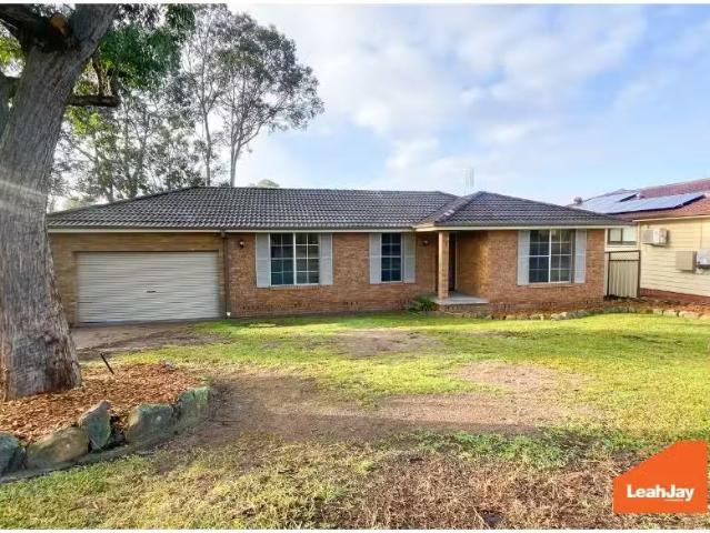 37 Pepler Place, Thornton House for rent Listed by Leasing Un.