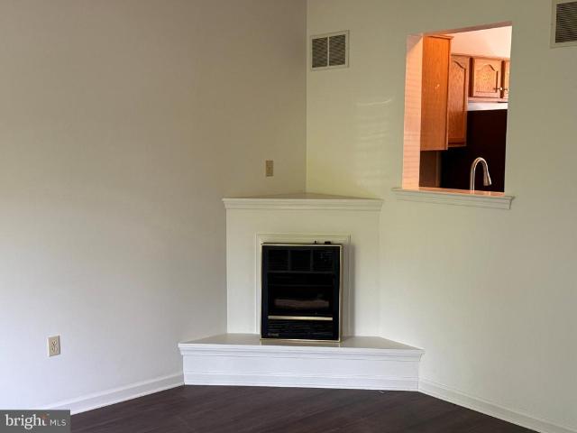 37 Queen Avenue