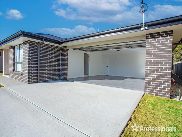 37 Quinn StreetWest Tamworth NSW 2340, Australia
