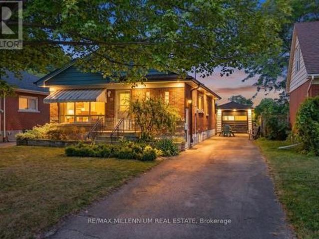 37 Radford Street, Hamilton, ON, L8S 3E5 house for sale | Listing ID X13702 | Royal LePage