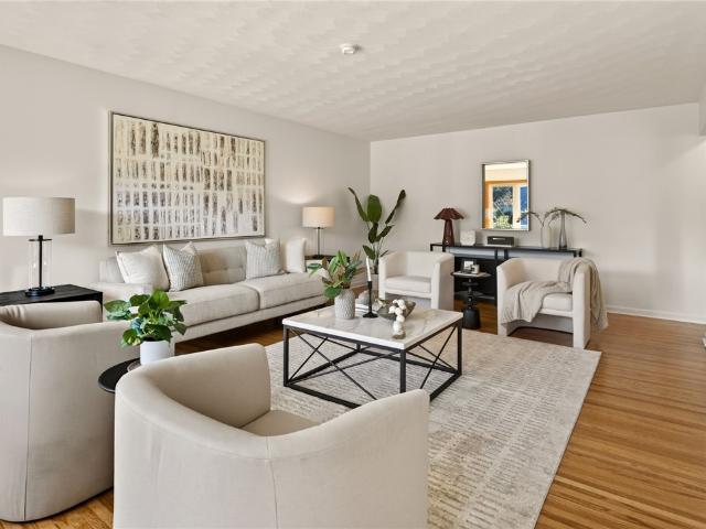 37 Ridge Port Circle