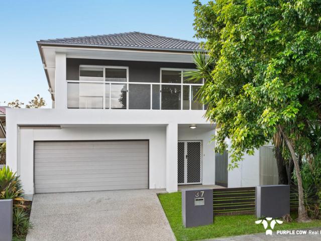 37 Riverine Drive