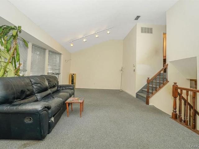 37 Santa Barbara Drive