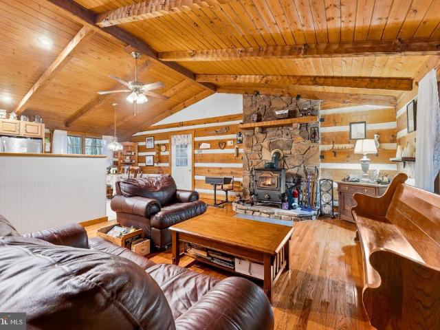 37 Sorrel Court