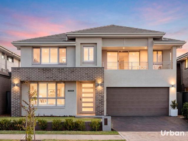 37 Squares of Sophisticated Living on a Generous 468m² Block