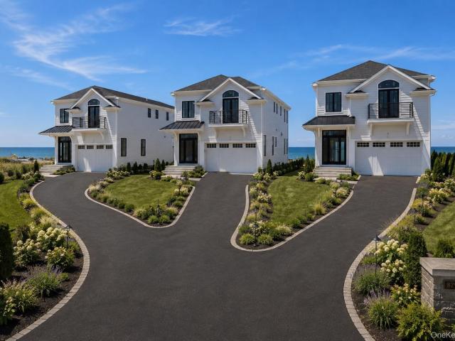 33A Bayville Avenue
