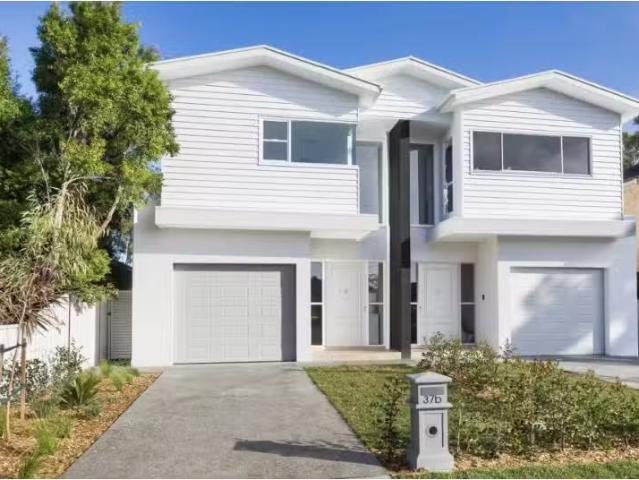 37b Woodfield Boulevard, Caringbah Townhouse for rent Listed.