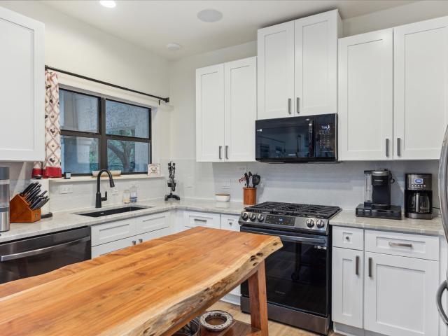 3404 American Dr, Unit 1099, Lago Vista, TX 78645 | MLS #2503