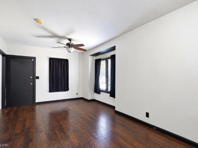 3405 Montclair Avenue