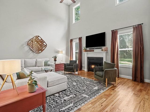 3405 Red Buckeye Court