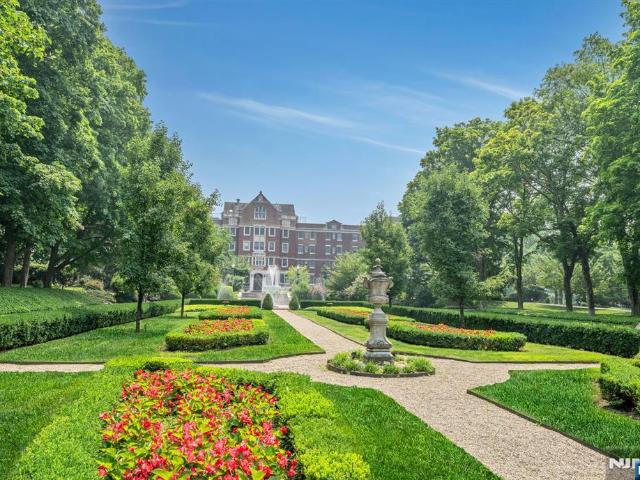 3405 Rio Vista Drive # 3405