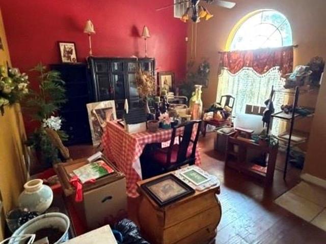 3406 Meadowview Drive