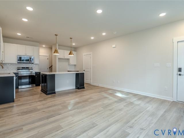 3406 Carlton Street 2 4B