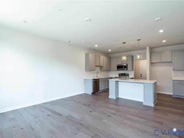 3406 Carlton Street 2 6B