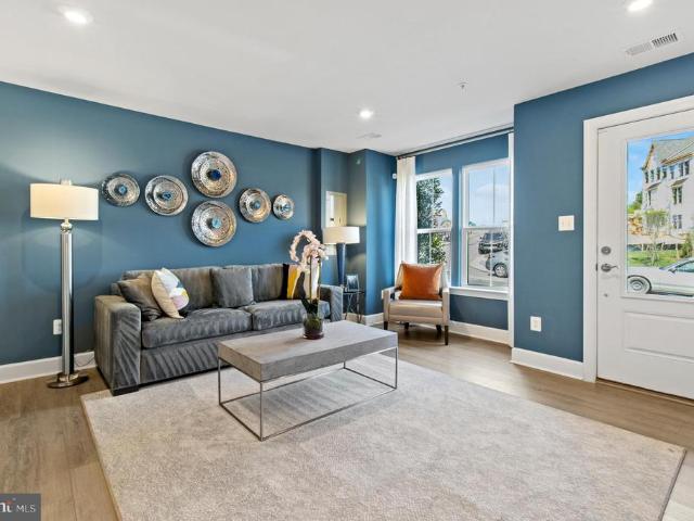 3406 Chester Alley