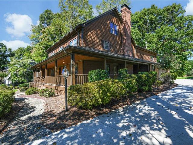 3406 Crosstimbers Drive