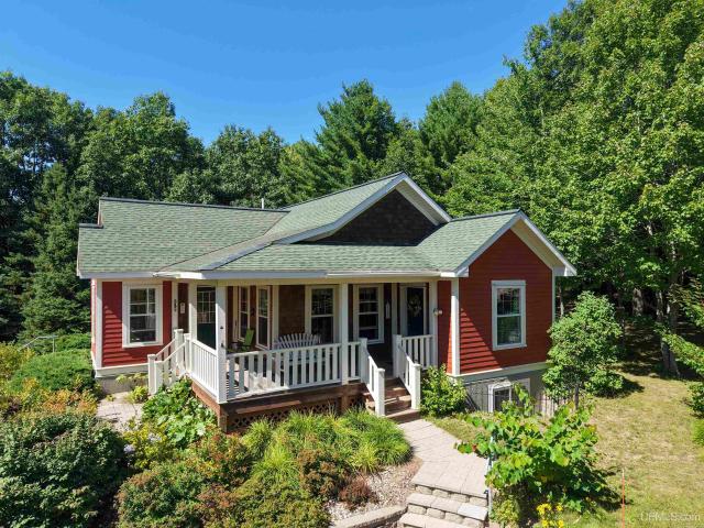 3409 Heikkinen Road