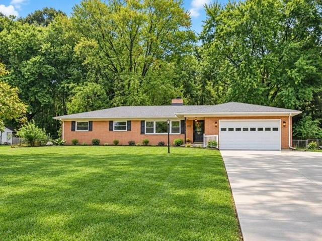 3400 Cambridge Dr, Springfield, OH 45503