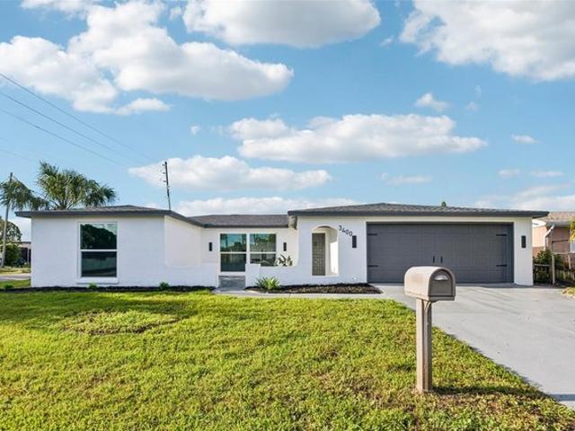 3400 Supreme Dr, Holiday, FL 34691