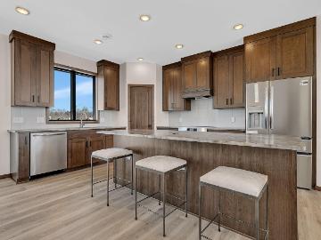 3401 Wildflower Road S