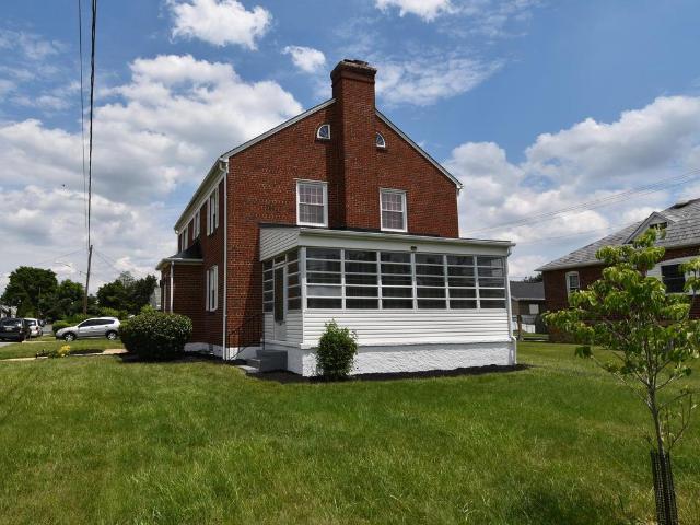 3403 N Rolling Road