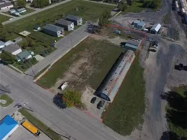 340 3Rd Street Ne, Portage La Prairie, MB, R1N 3H7 investmen.