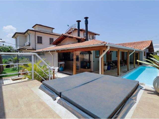 340 Área Útil Casa de Condomínio Alugar, 4 Dormitórios localizado em alameda leonidas de almeida leite, 46, Monte Alegre, Piracicaba, São Paulo, 13415093 | Brasil