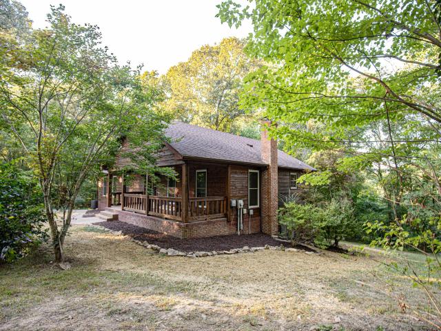 340 Dogwood Ct N