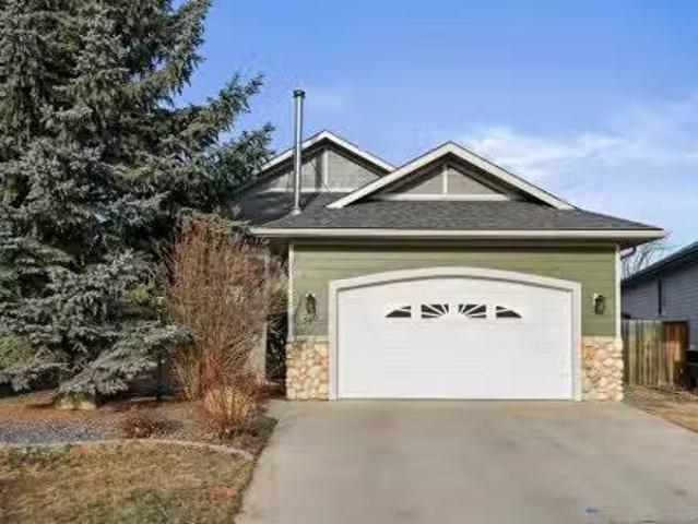 340 Highland Circle, Strathmore, AB, T1P 1V5 house for sale.
