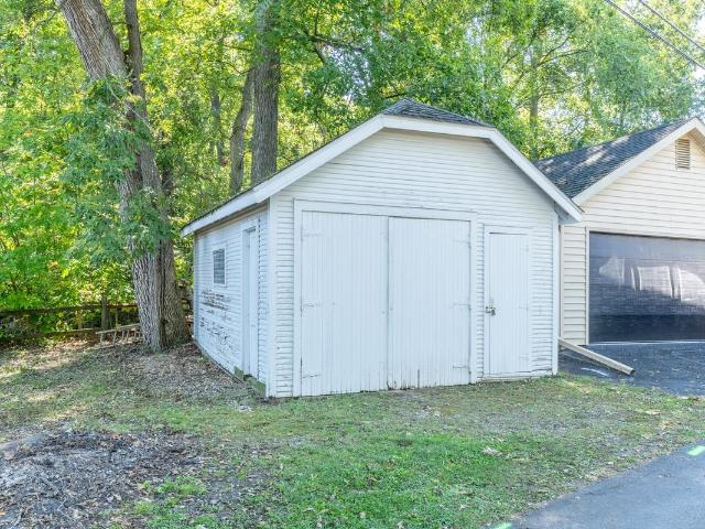 340 Lane 400 Lake James